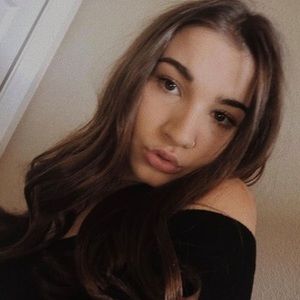 Meet your Posher, Annie